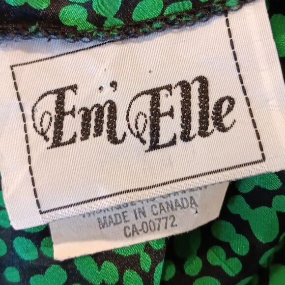 Em Elle Vintage Green and Black Silk Dress. - Picture 9 of 11